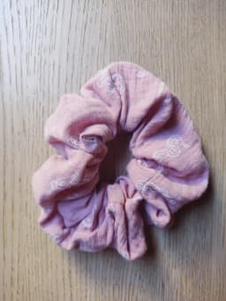 Scrunchie #4 1